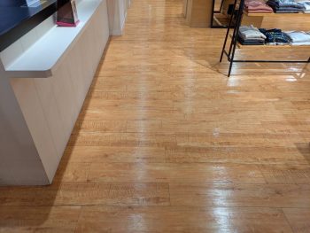 兵庫県姫路市　店舗　床洗浄WAX