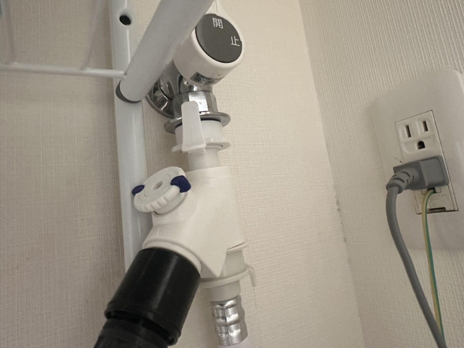 全自動洗濯機水栓用分岐コネクターJC-13の接続部分
